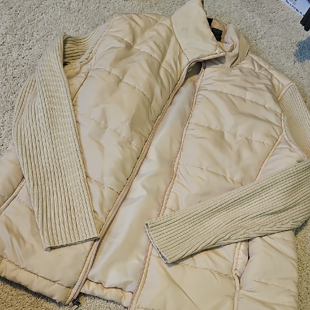 Women's Cream Puffer Jacket with Knit Sleeves